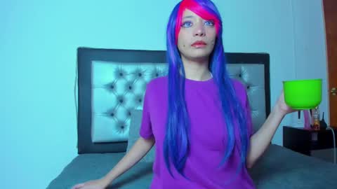 Lore Depp online show from March 2, 5:23 am