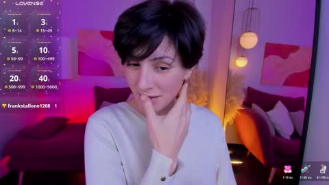 Loren online show from October 31, 2:43 pm