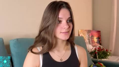 Chloe for Fan BlackHole online show from November 7, 6:35 pm