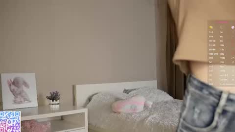 Dia 700-1630Rose 1900-430UTC1 online show from September 11, 8:42 pm