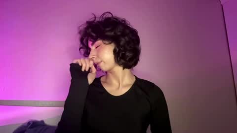 Amy online show from April 4, 12:04 pm