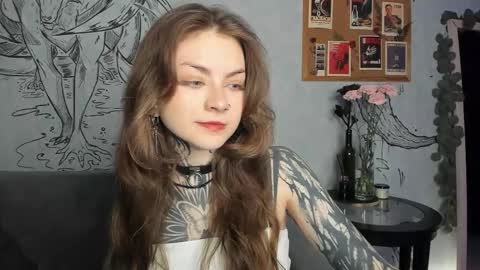 lostallice online show from March 29, 3:16 am