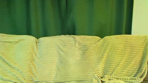 Cute face online show from February 6, 2:48 am