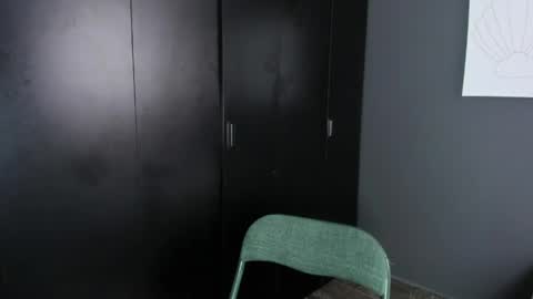 Kristen LoveBerry online show from April 2, 5:32 pm