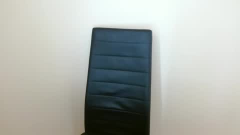 Vivian online show from April 1, 1:52 pm