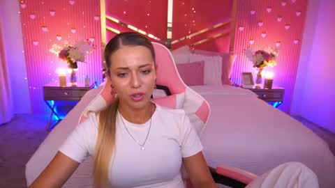 loveedove online show from July 16, 1:15 pm