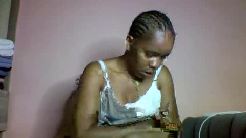 lovegal335 online show from July 4, 5:53 pm