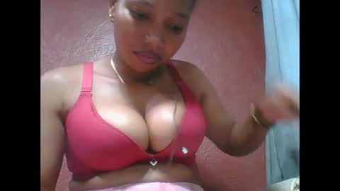 loveinlife750427 online show from November 26, 6:42 pm