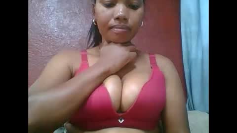 loveinlife750427 online show from January 10, 6:51 am