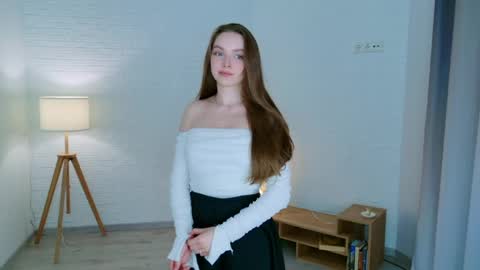 lovely__rachel online show from April 22, 6:21 am