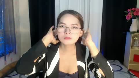 lovely_dianne online show from February 7, 10:08 am