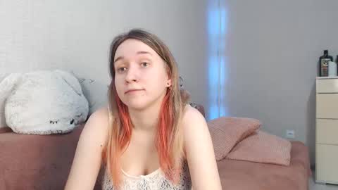 Lovely Hayley online show from March 14, 10:11 pm