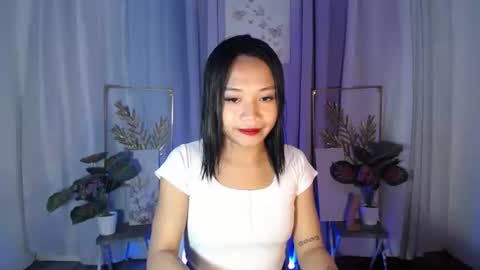 Snapshot of lovely_lianne chatting on October 20, 1:14 pm lovely_lianne online show from October 20, 1:14 pm