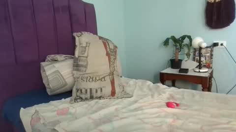 Maya online show from March 18, 1:38 pm