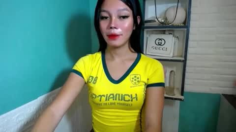 Thea  online show from February 28, 5:29 am