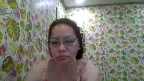 lovelyasiancutie online show from April 12, 9:17 pm