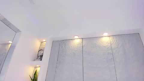 Lovely online show from March 14, 6:42 pm