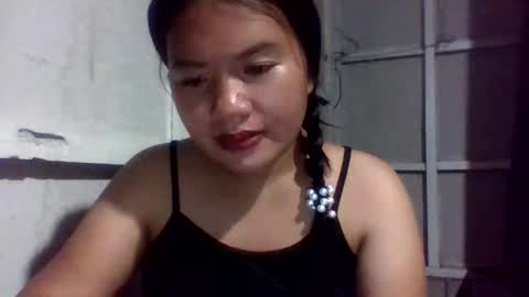 Snapshot of lovelymocha27 chatting on October 21, 4:33 pm lovelymocha27s online show from October 21, 4:33 pm