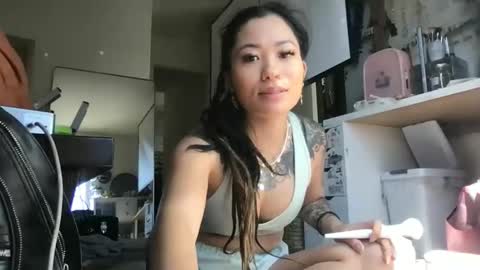 lovelyxmacii online show from March 14, 9:27 pm