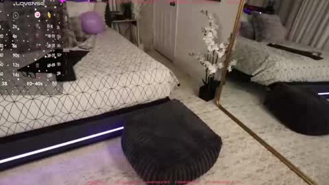 Scarlett online show from January 31, 1:56 pm