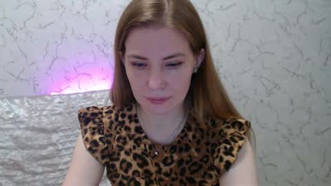 Mary Love online show from November 8, 3:39 pm