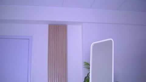 Nora online show from February 5, 4:37 am