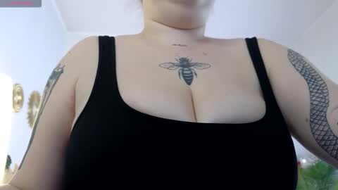 Call me Aphrodite online show from February 25, 7:51 am