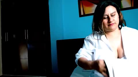 Snapshot of lucero_cute chatting on September 30, 8:35 pm Luero online show from September 30, 8:35 pm