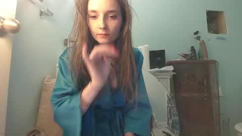 Luci Layne online show from February 16, 2:43 am