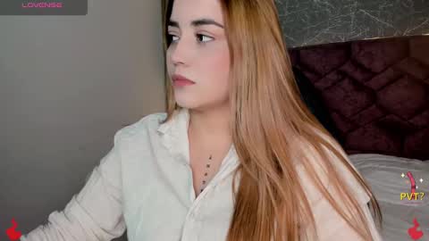 lucia star  online show from December 12, 6:42 pm