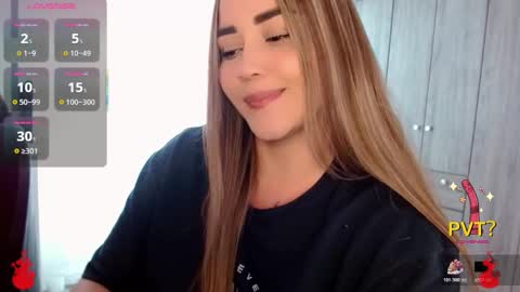 lucia star  online show from December 18, 7:18 pm