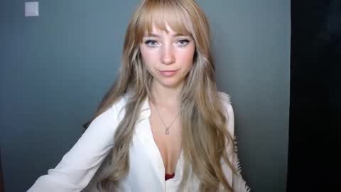 Lucy online show from October 28, 7:47 am