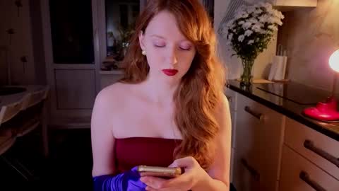 Lucia online show from October 31, 7:07 pm