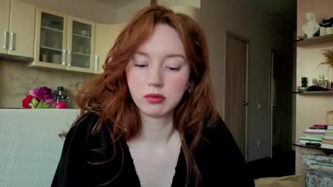 Lucia online show from April 17, 4:09 pm