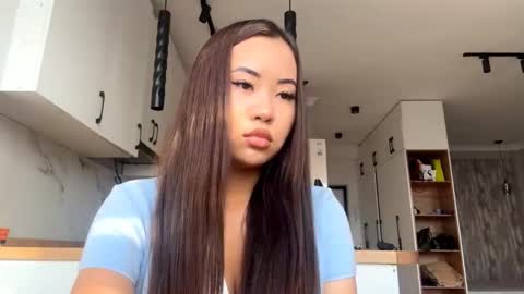 Kira online show from October 22, 9:14 am