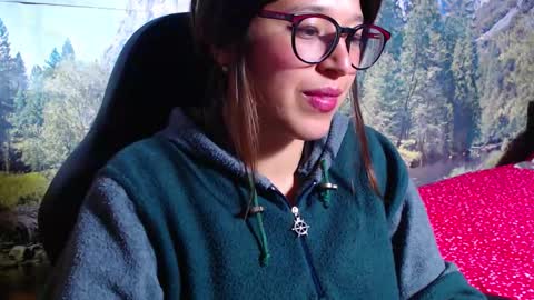 Lucy online show from November 5, 4:07 am