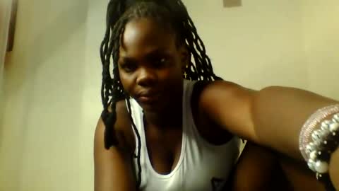 luciaresa online show from July 23, 1:58 am