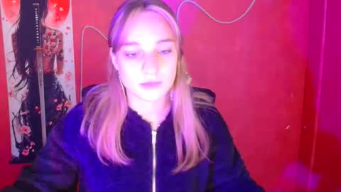 Lucie online show from November 25, 10:54 pm