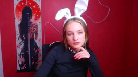 Lucie online show from November 17, 11:05 pm