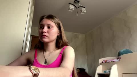 Maya online show from April 11, 7:45 am