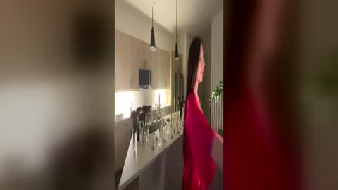 lucky_g3ld online show from June 25, 5:34 am