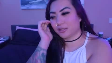 luckylee1992 online show from September 18, 3:38 am