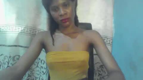 Snapshot of luckymadequeen chatting on September 20, 6:23 am Gloria online show from September 20, 6:23 am