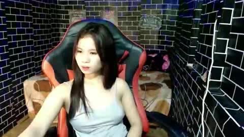 lucsin online show from February 12, 12:07 pm