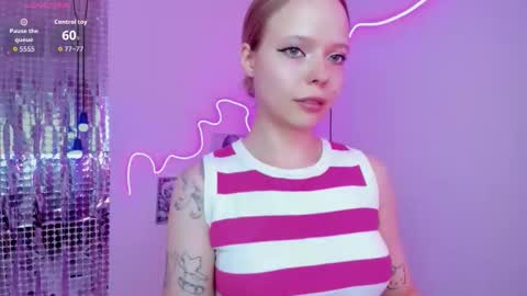 Lucy online show from December 19, 2:20 pm