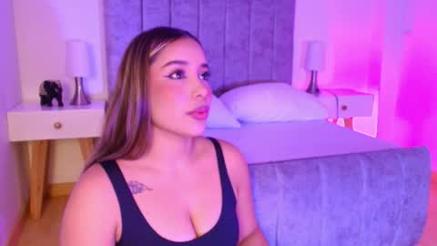 lucy online show from April 8, 3:52 am