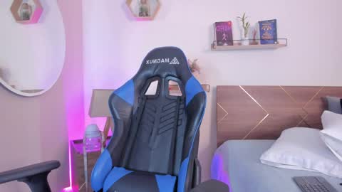 Your Lucy online show from April 1, 3:29 am