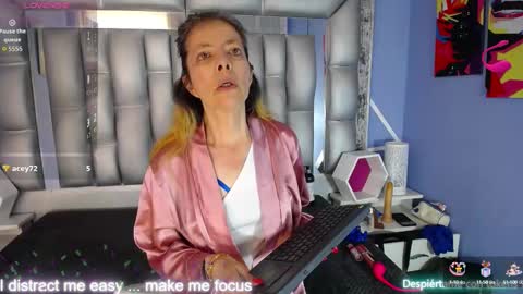  SleepyAbuela online show from September 22, 2:37 pm