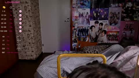 Lucy Rose online show from November 6, 5:57 am