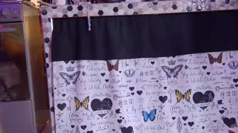 Snapshot of lucyrouse18 chatting on October 7, 7:40 pm Lucy online show from October 7, 7:40 pm